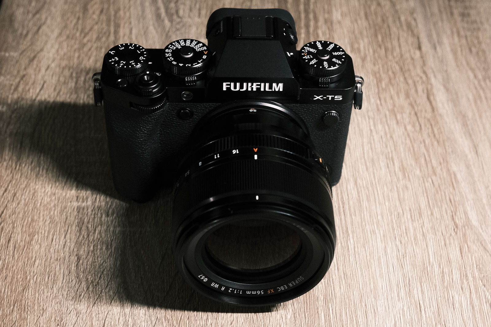 fujifilm 富士フイルム xf56mm f1.2 - レンズ(単焦点)